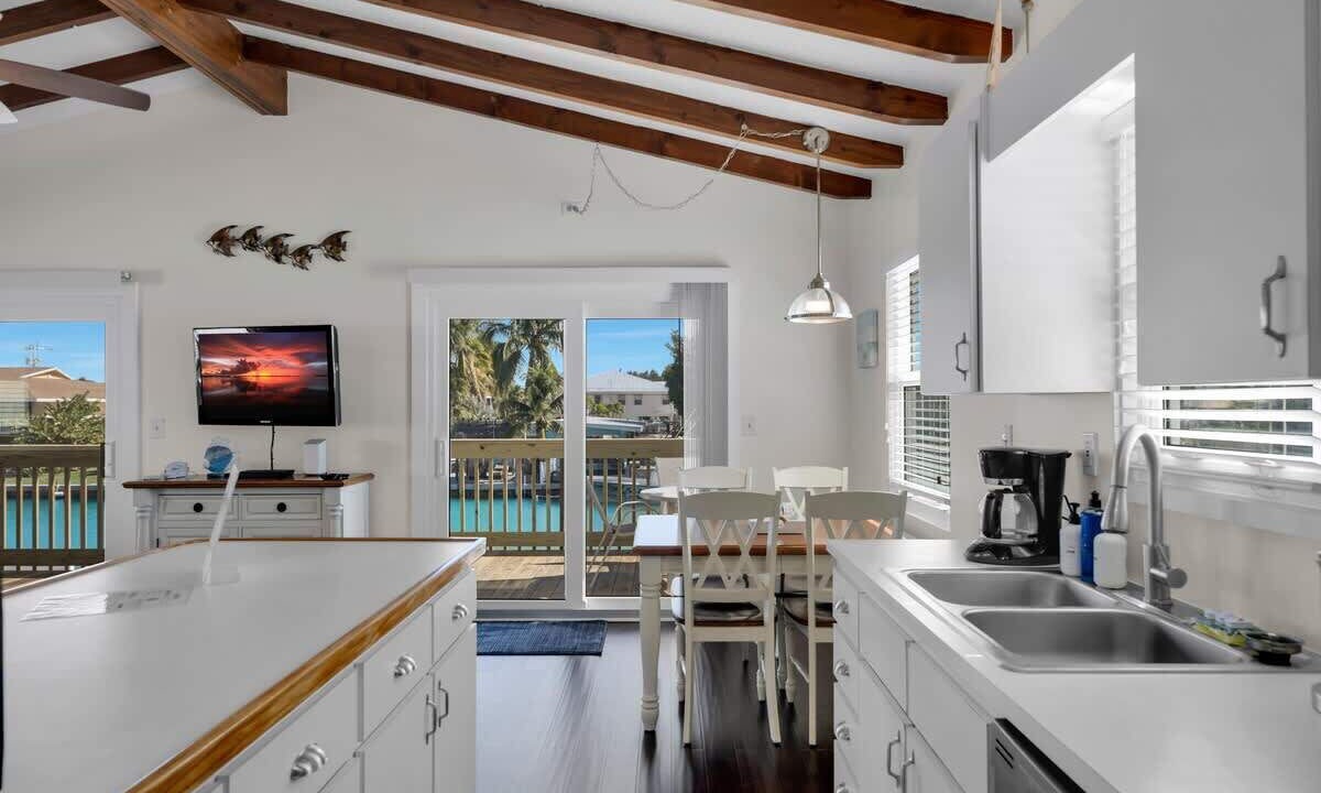Photo of Kitchen in Key Colony Beach