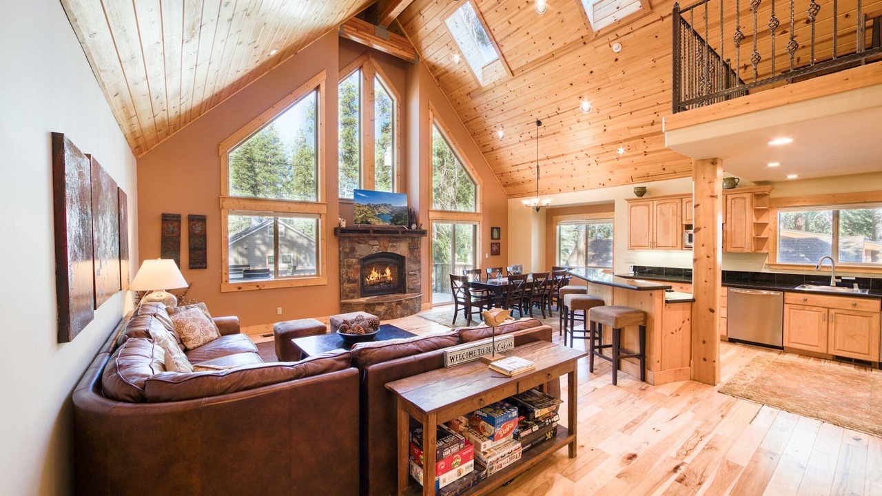 Photo of Livingroom in Tahoe City