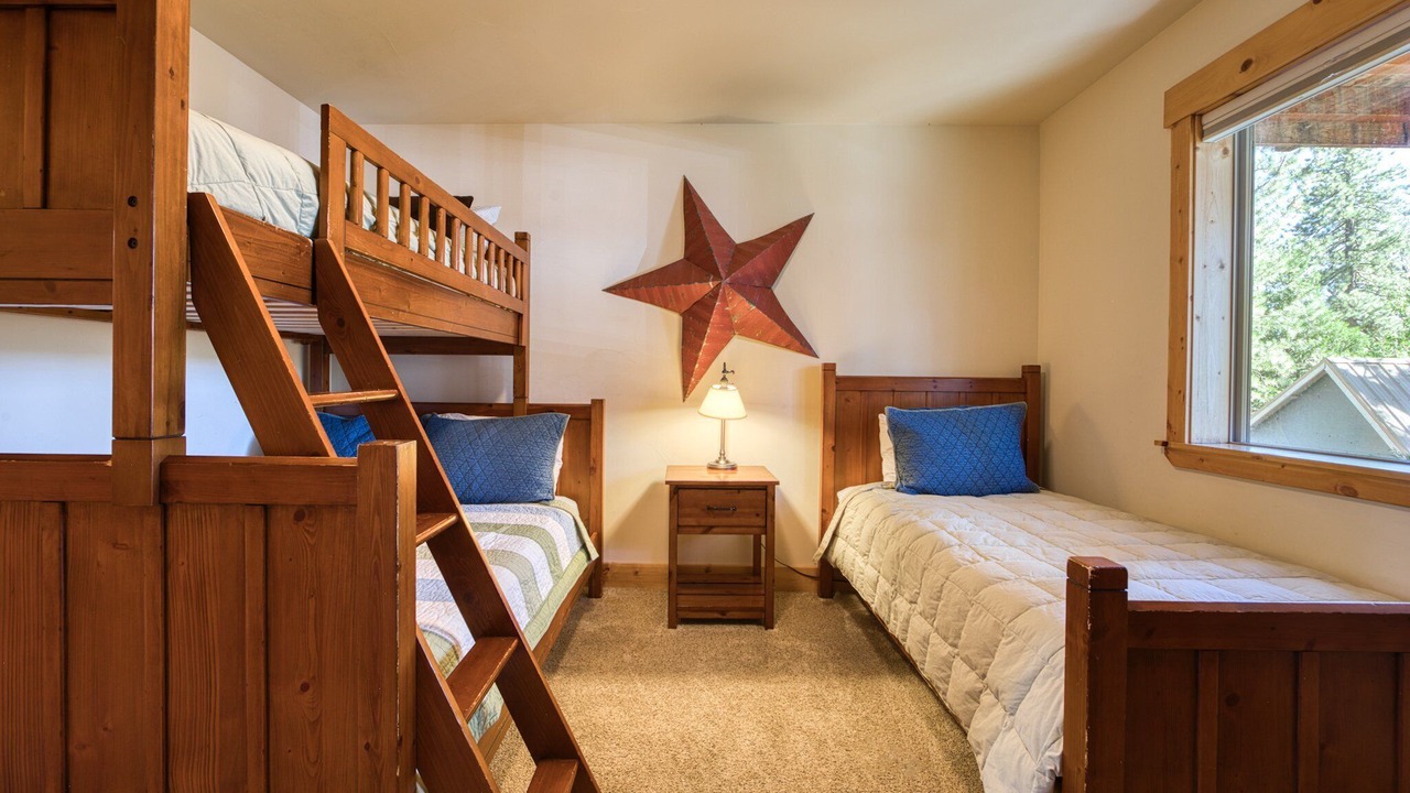 Photo of Bedroom in Tahoe City