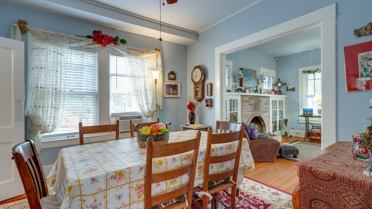 Photo of Bedroom in Canyon Lake