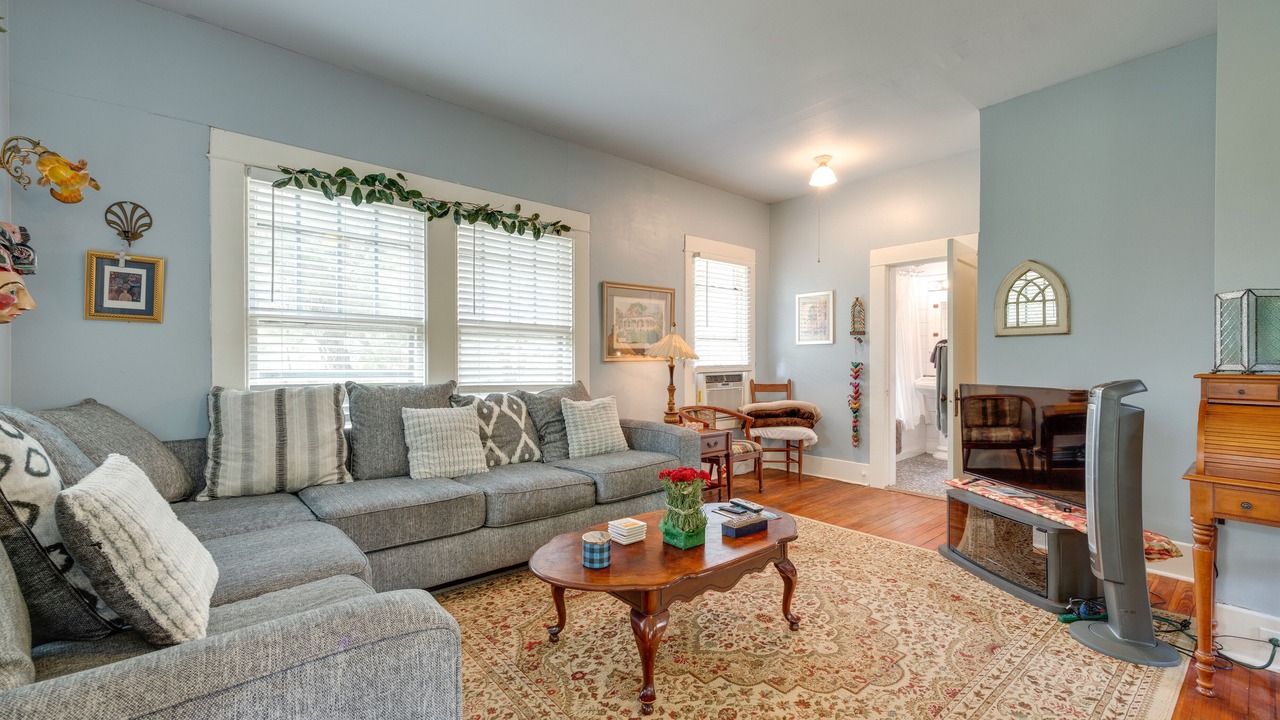 Photo of Livingroom in Canyon Lake