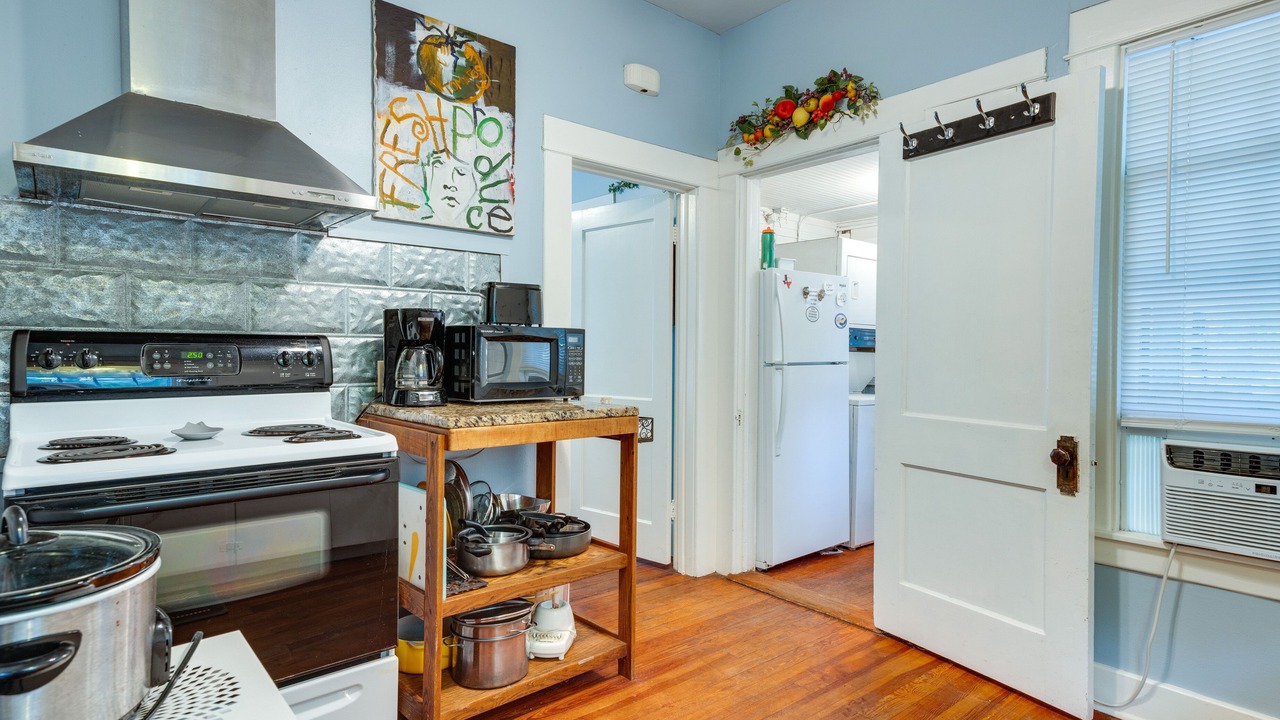 Photo of Kitchen in Canyon Lake