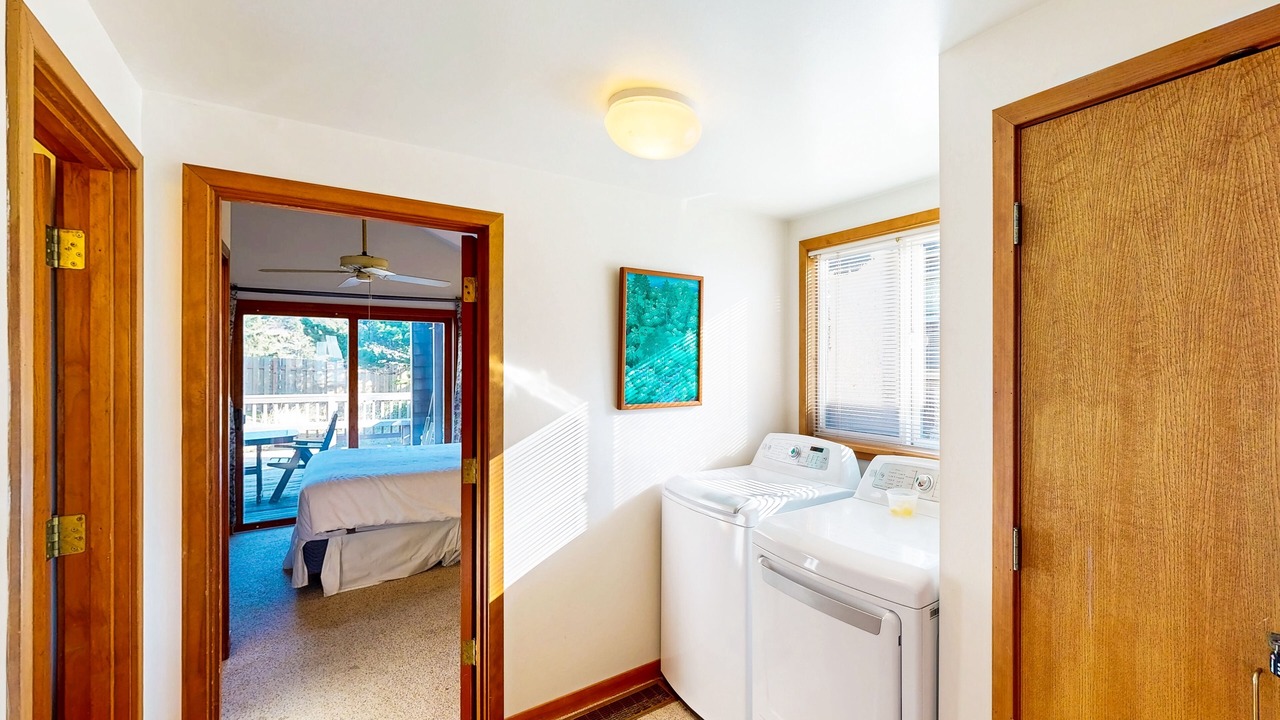 Photo of Bedroom in Cannon Beach