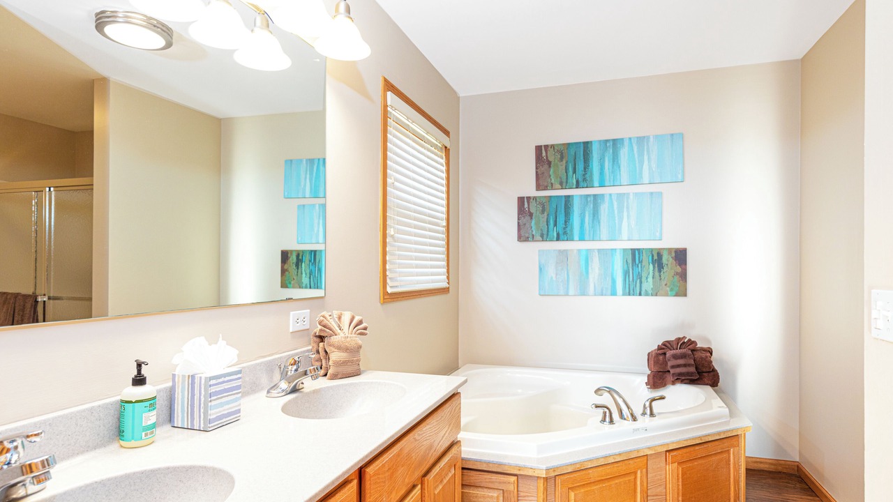 Photo of Bathroom in The Galena Territory