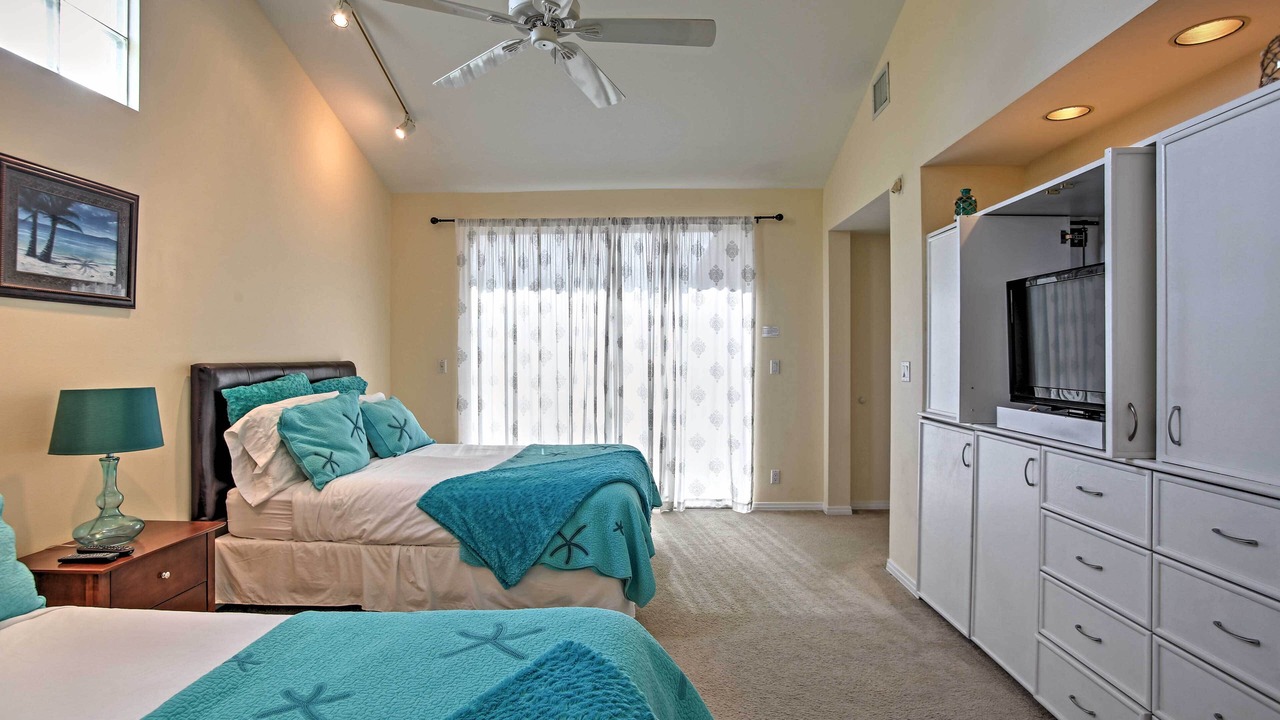 Photo of Bedroom in Pompano Beach