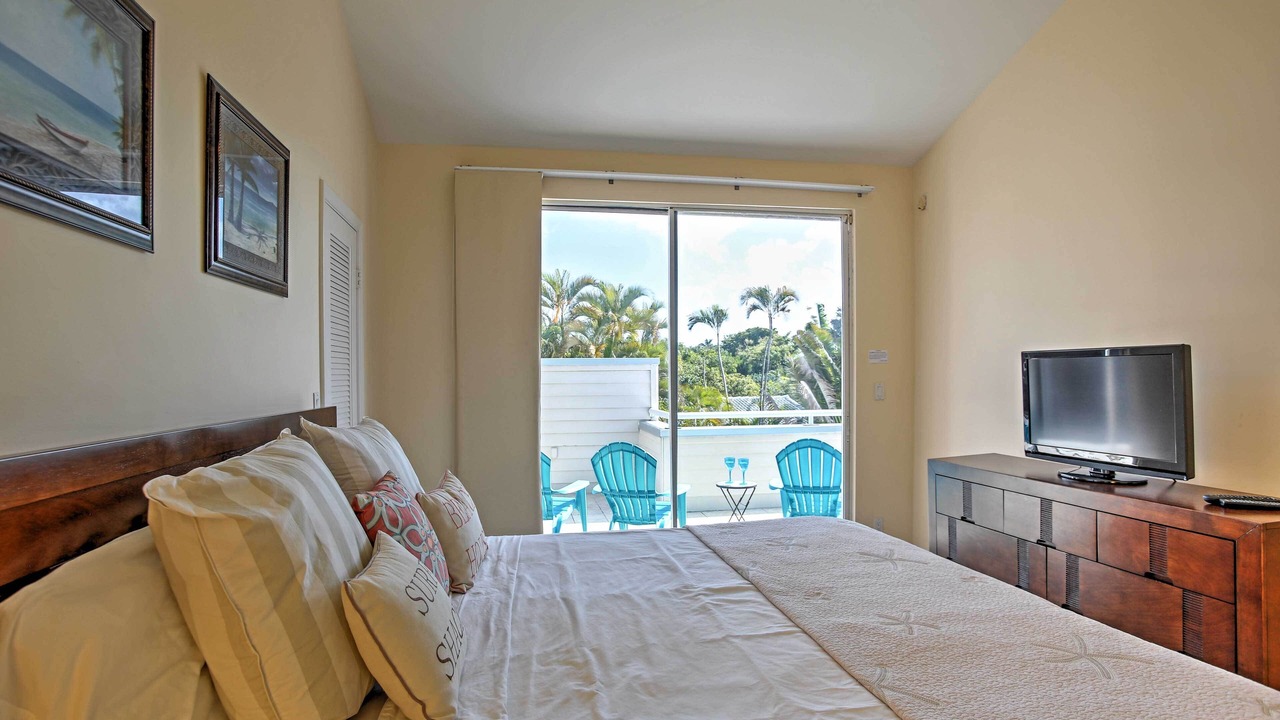 Photo of Bedroom in Pompano Beach