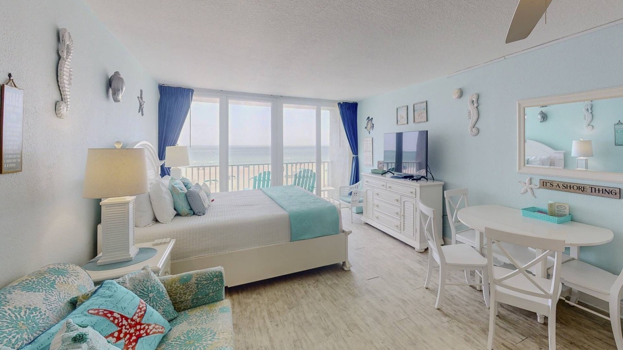 Photo of Bedroom in Treasure Island