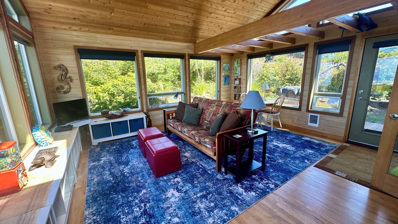 Photo of Livingroom in Sandpiper Village