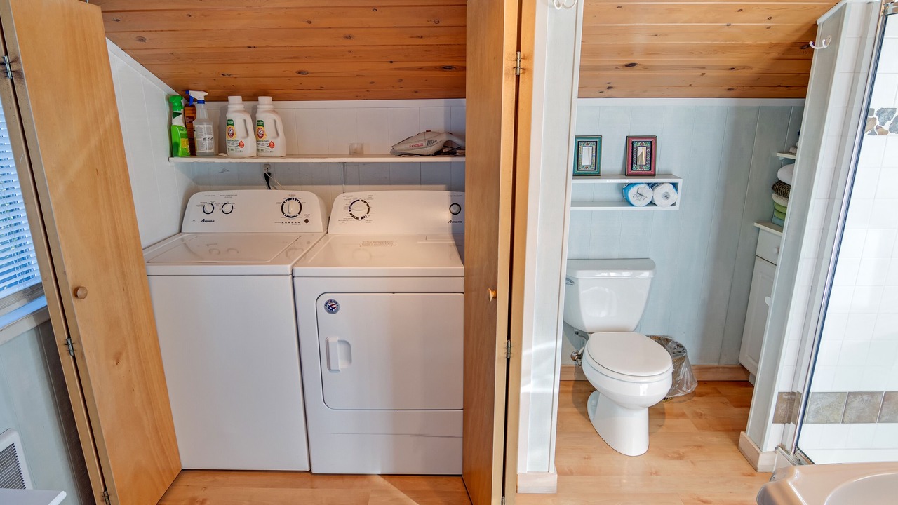 Photo of Bathroom in Sandpiper Village