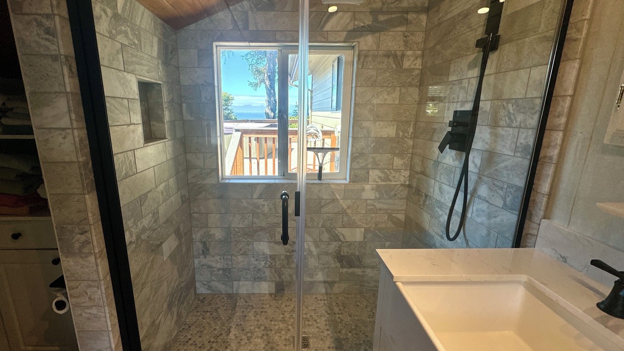 Photo of Bathroom in Sandpiper Village
