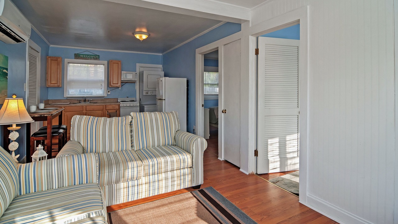 Photo of Bedroom in Treasure Island