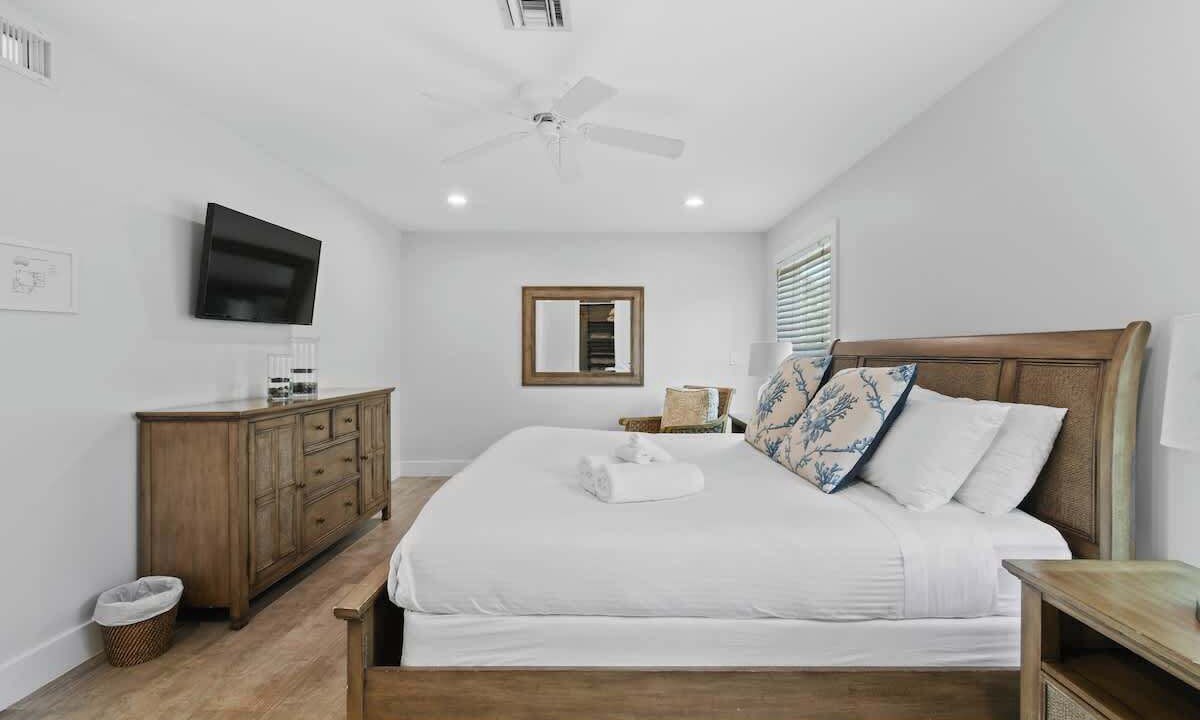 Photo of Bedroom in Garden Isles