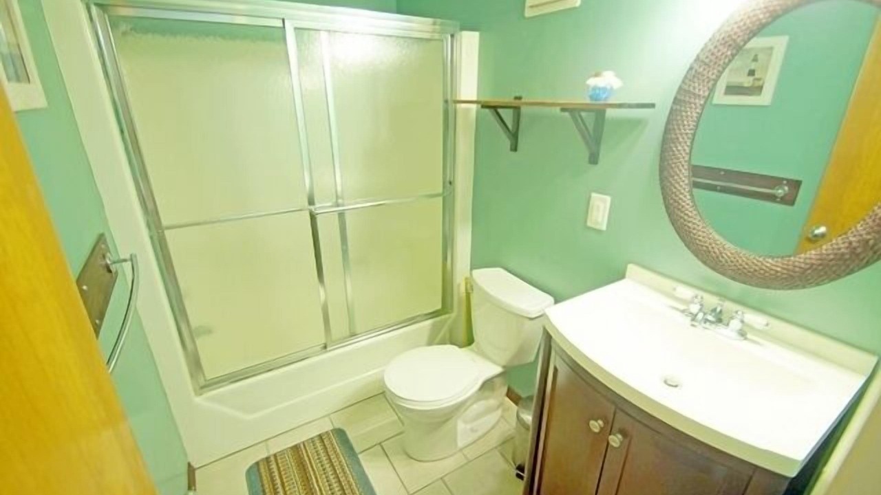 Photo of Bathroom in Duck
