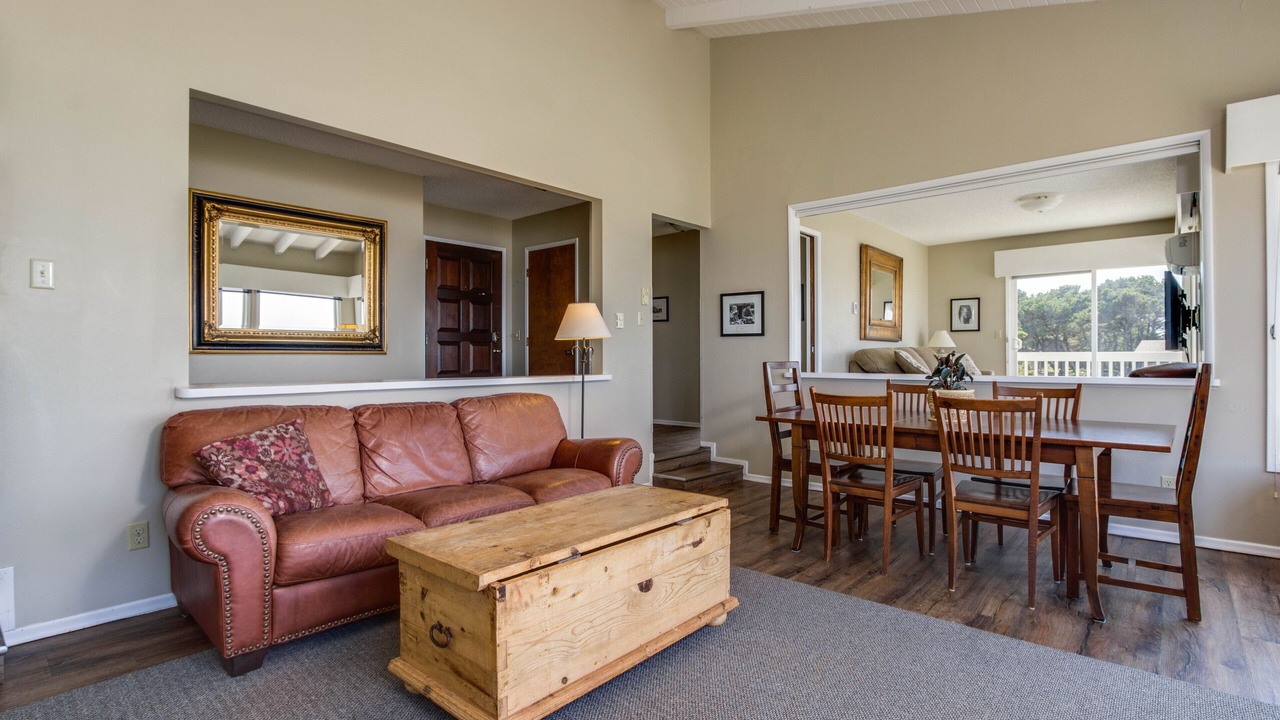 Photo of Livingroom in Bandon