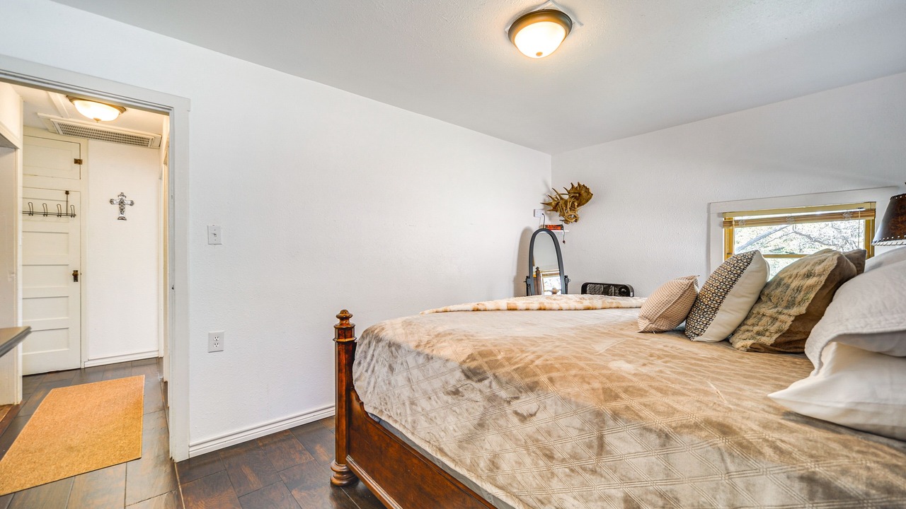 Photo of Bedroom in Mountain Home