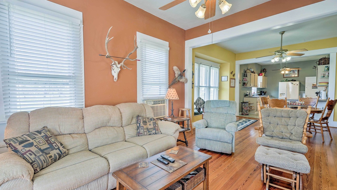 Photo of Bedroom in Lampasas