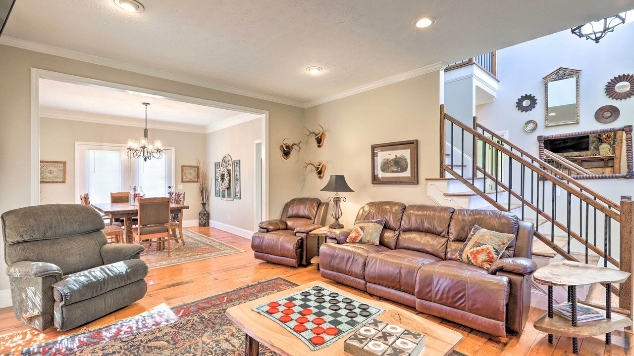 Photo of Livingroom in Pine Mountain Valley