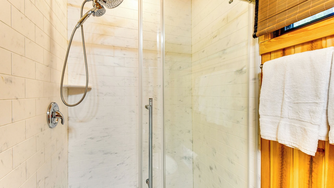 Photo of Bathroom in Mirror Lake
