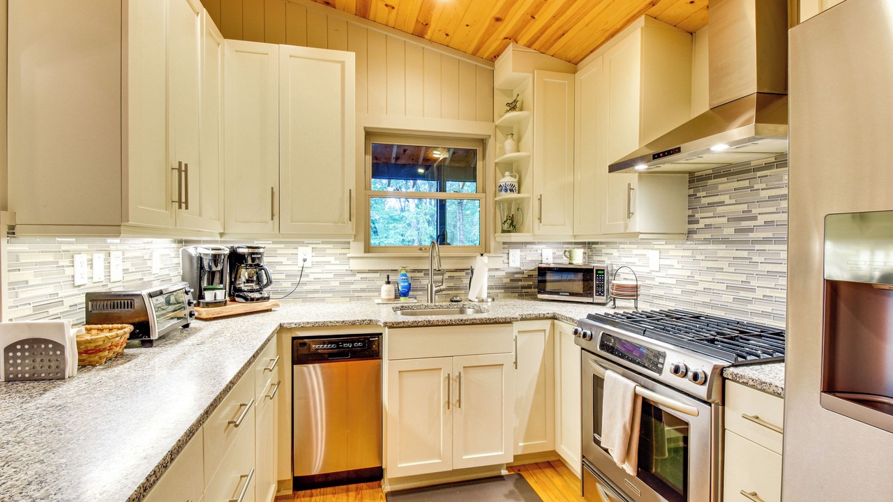 Photo of Kitchen in Mirror Lake