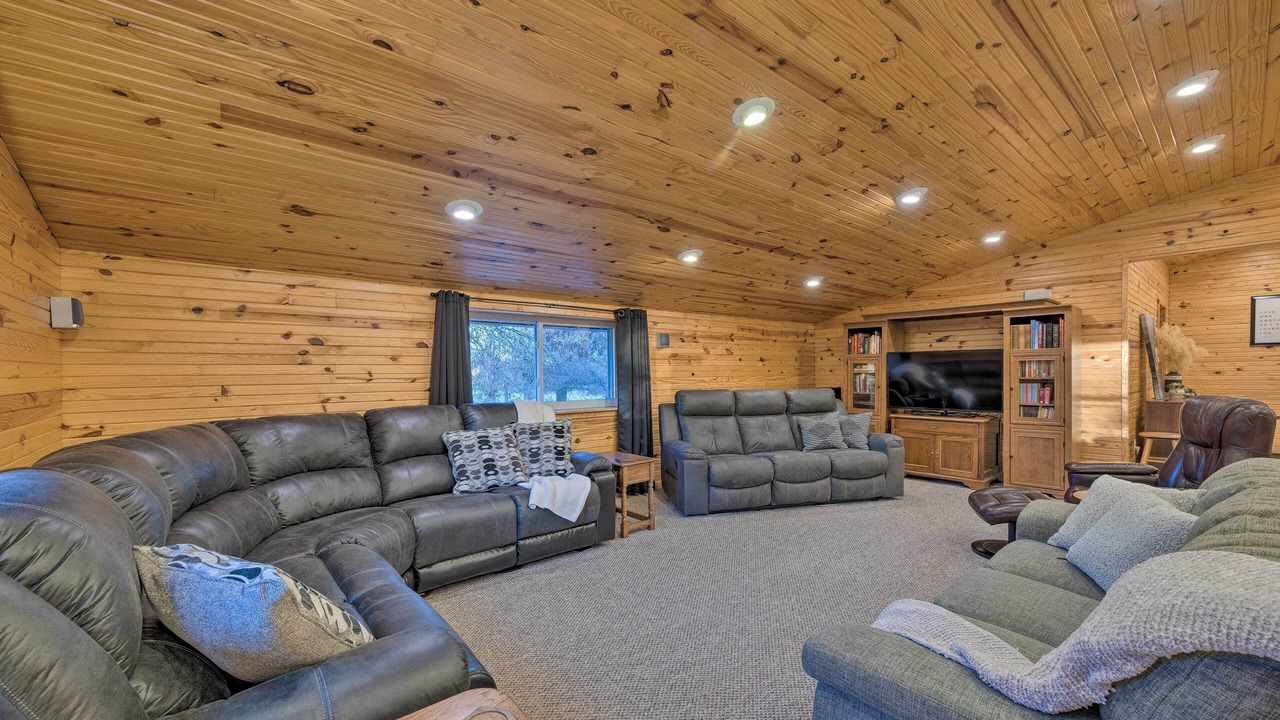 Photo of Livingroom in Partridge
