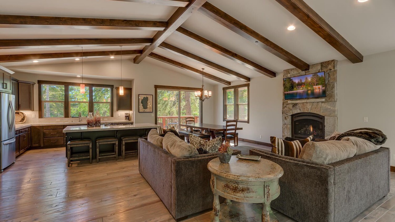 Photo of Livingroom in Tahoe Vista