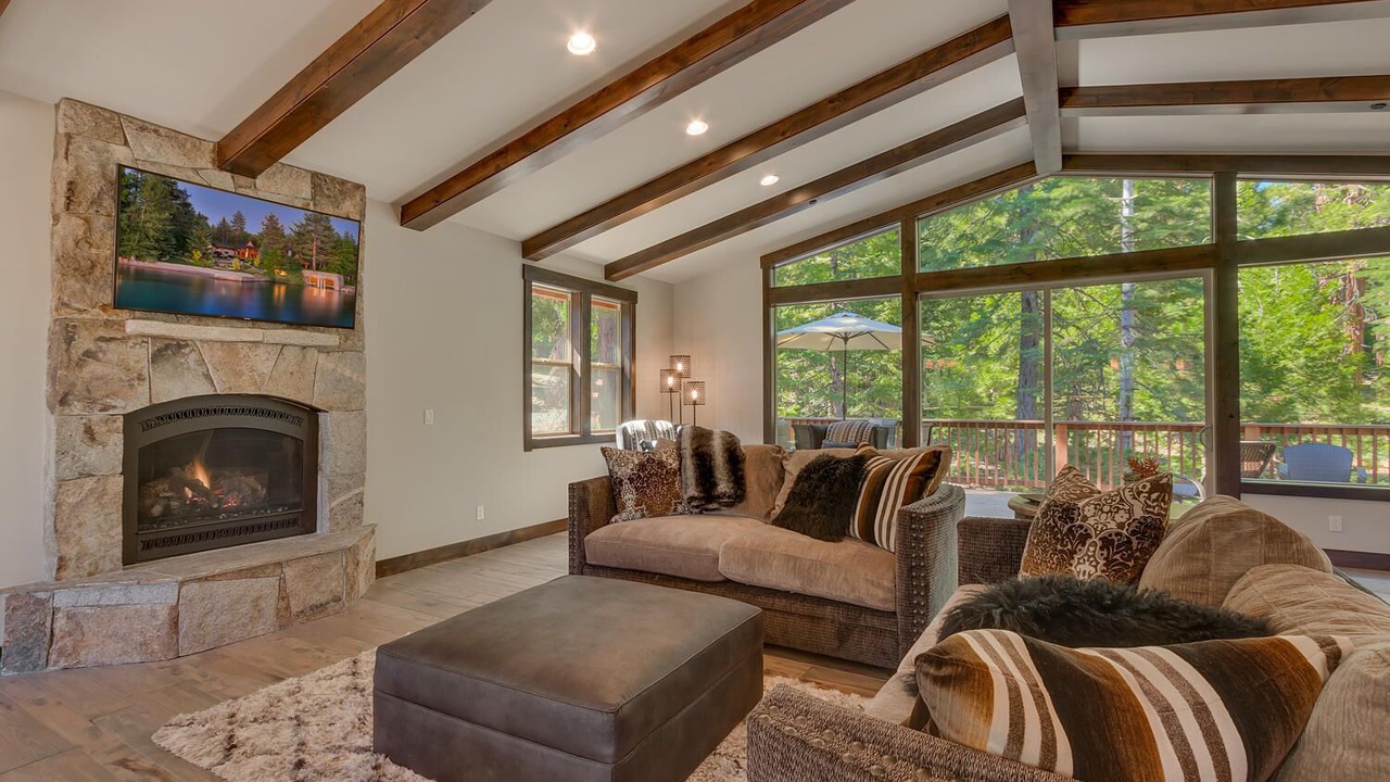 Photo of Livingroom in Tahoe Vista