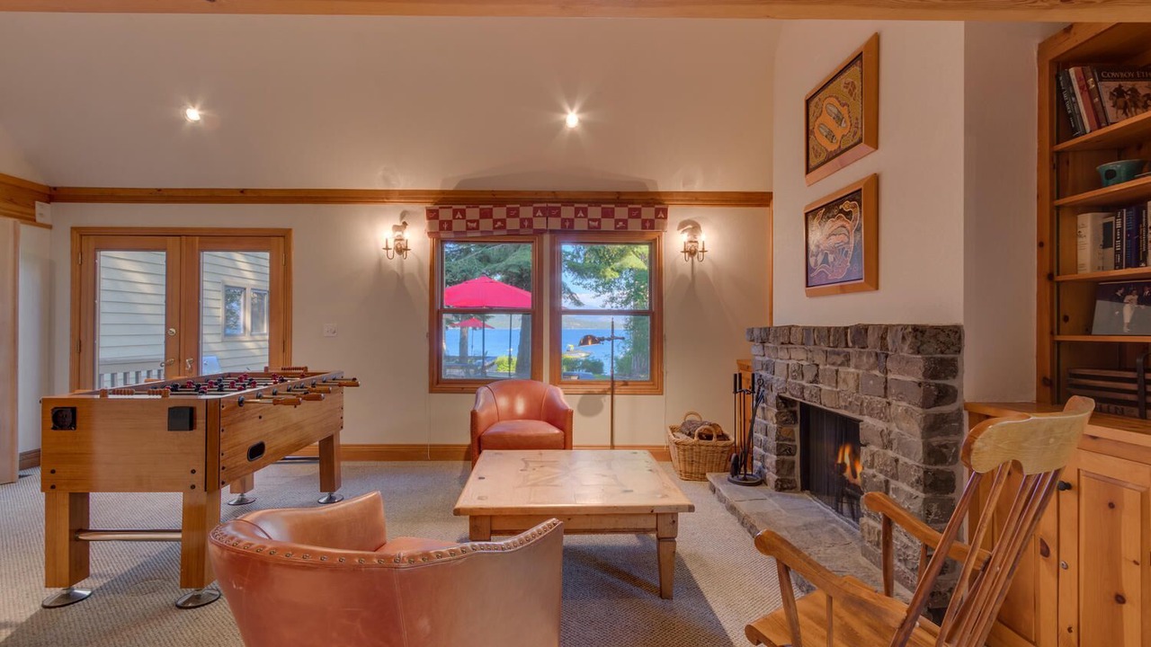 Photo of Bedroom in Carnelian Bay