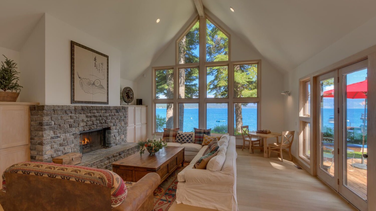 Photo of Livingroom in Carnelian Bay