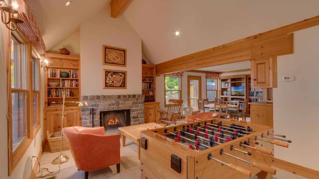 Photo of Bedroom in Carnelian Bay