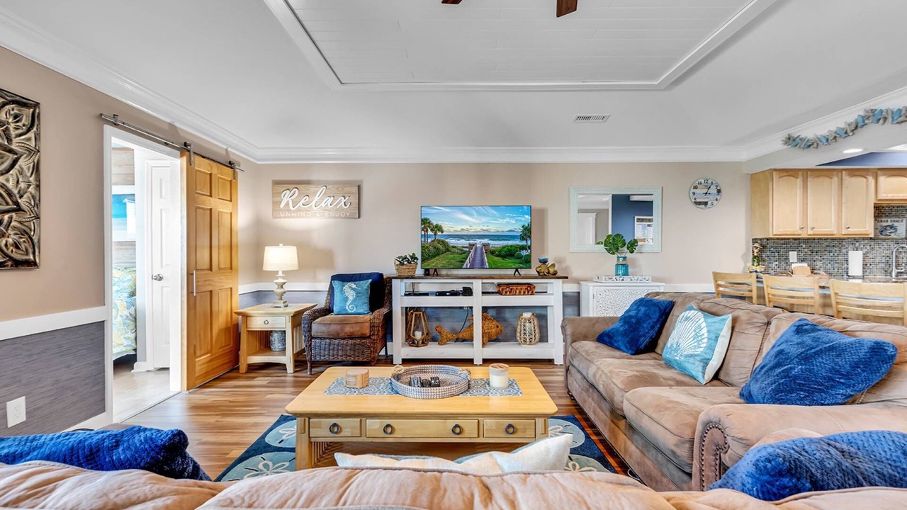 Photo of Livingroom in Surfside Beach