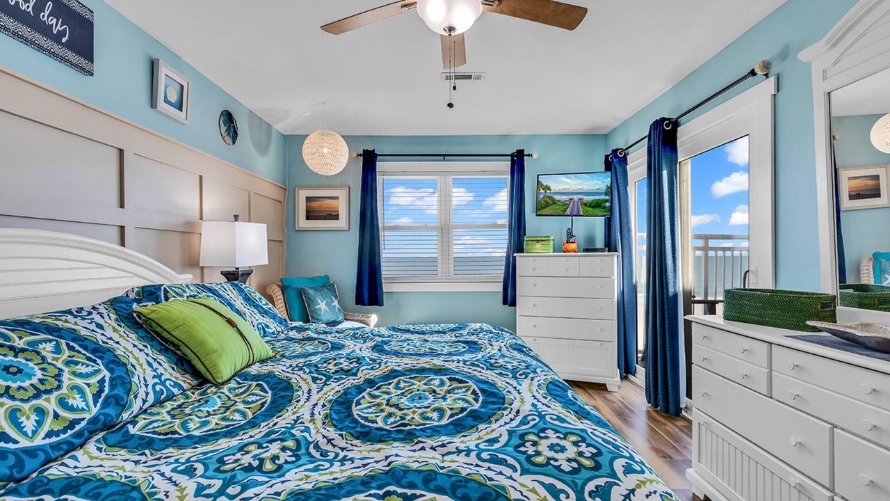 Photo of Bedroom in Surfside Beach