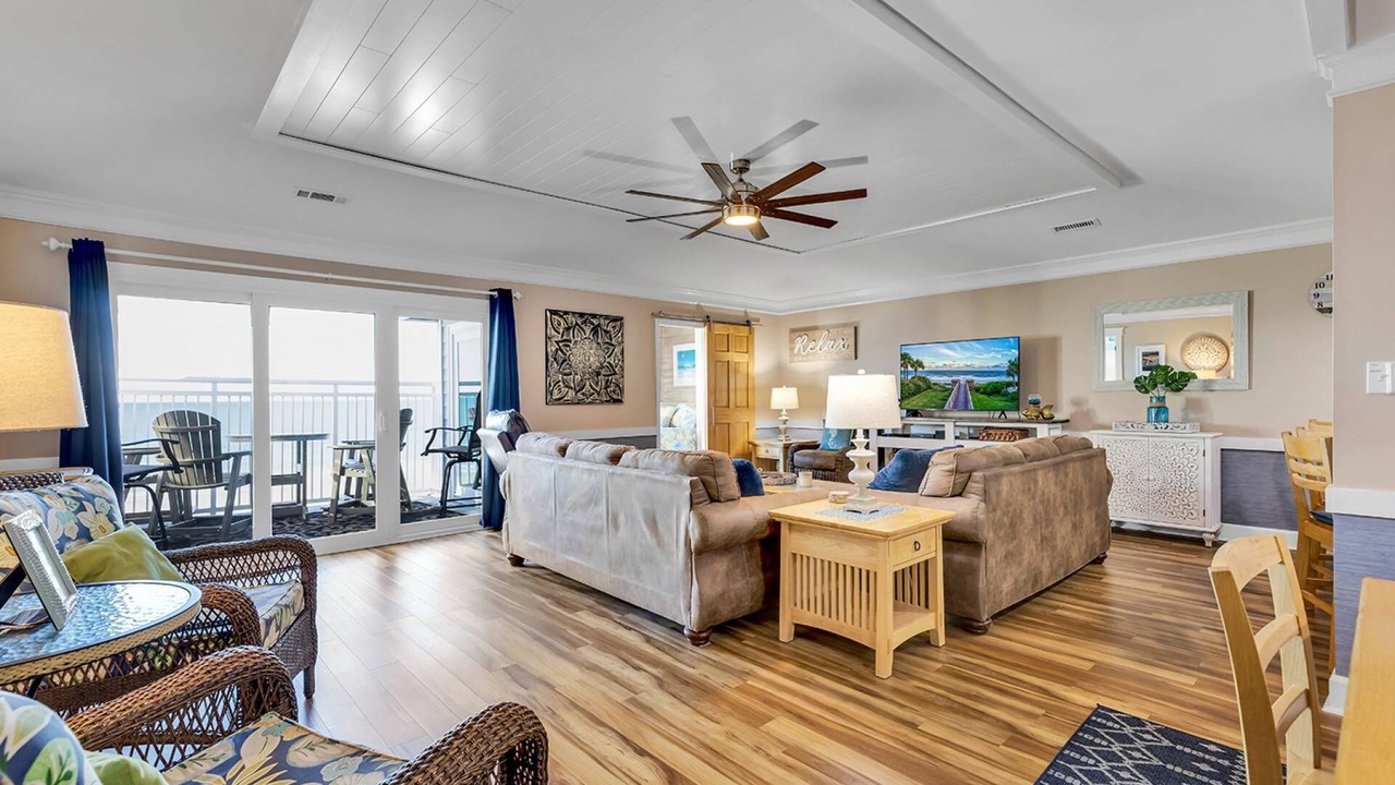 Photo of Livingroom in Surfside Beach