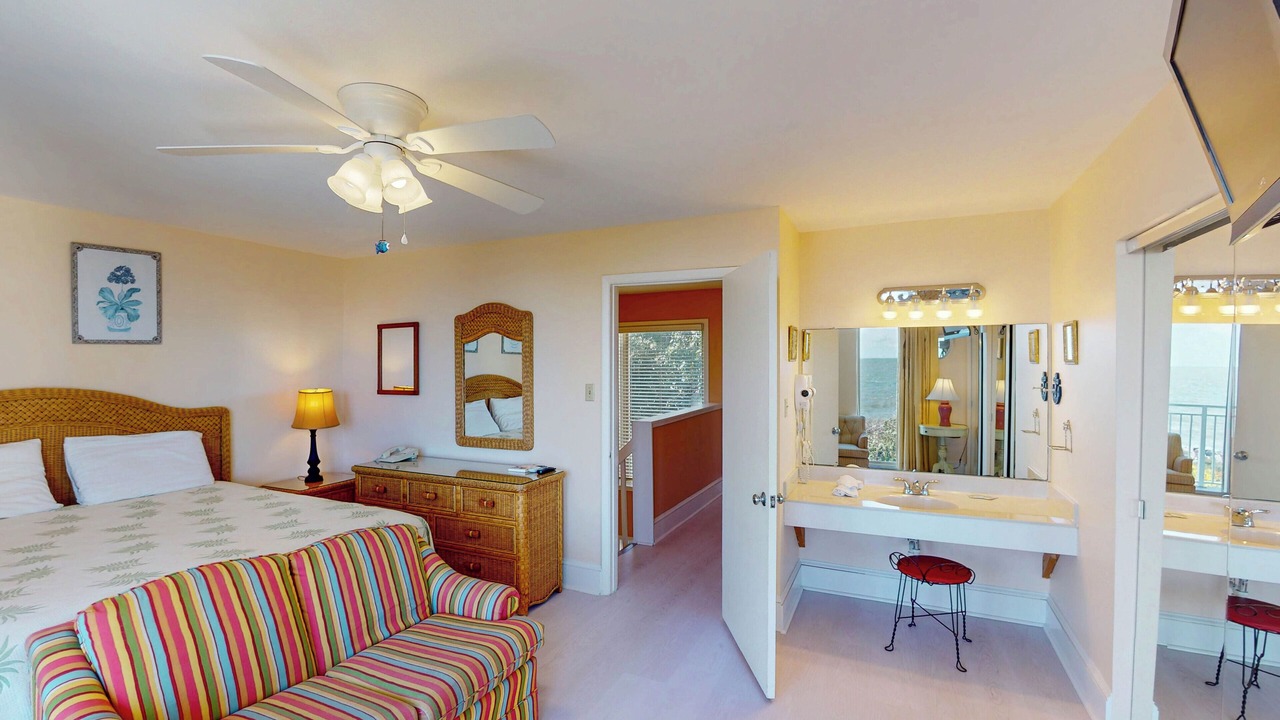 Photo of Bedroom in Jekyll Island