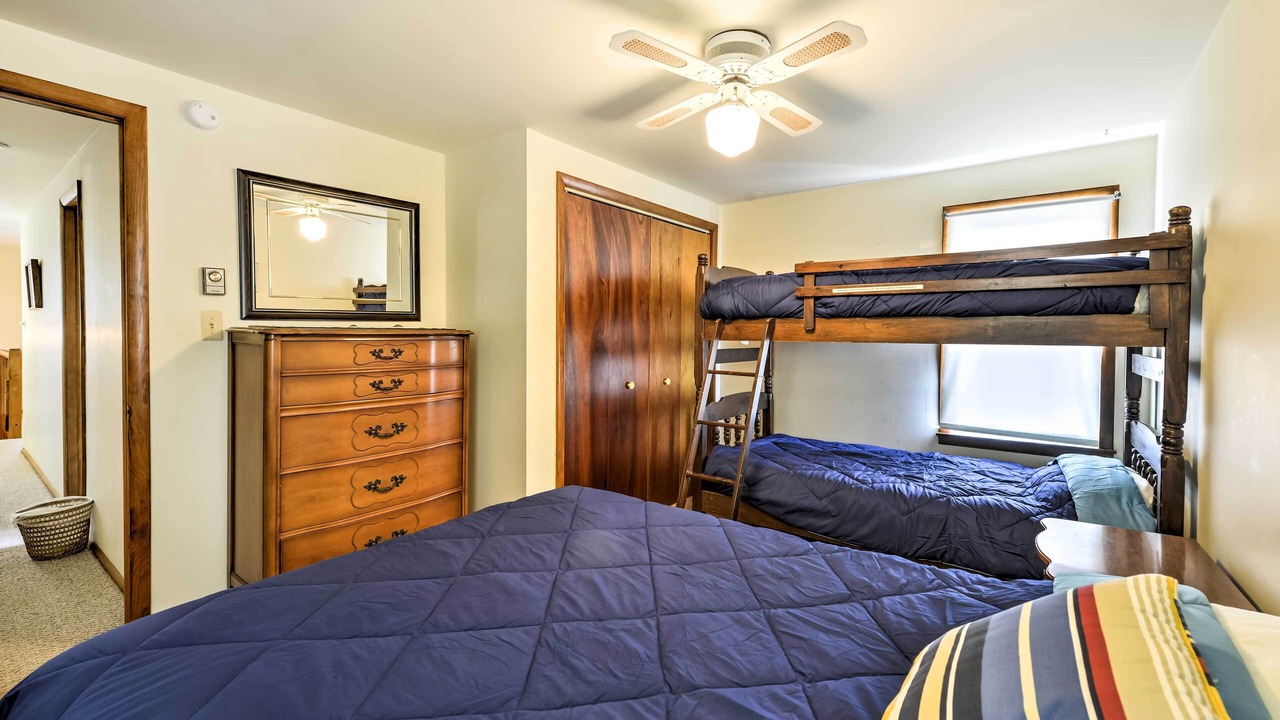 Photo of Bedroom in Ship Bottom