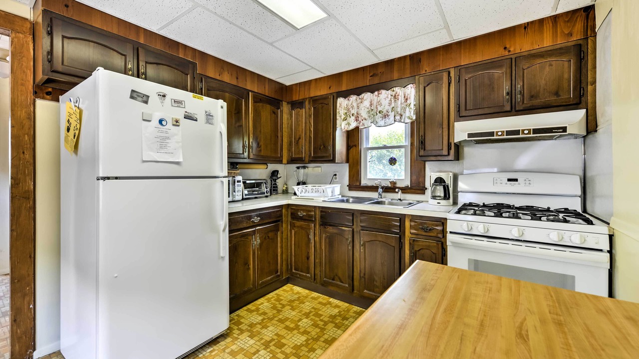 Photo of Kitchen in Ship Bottom