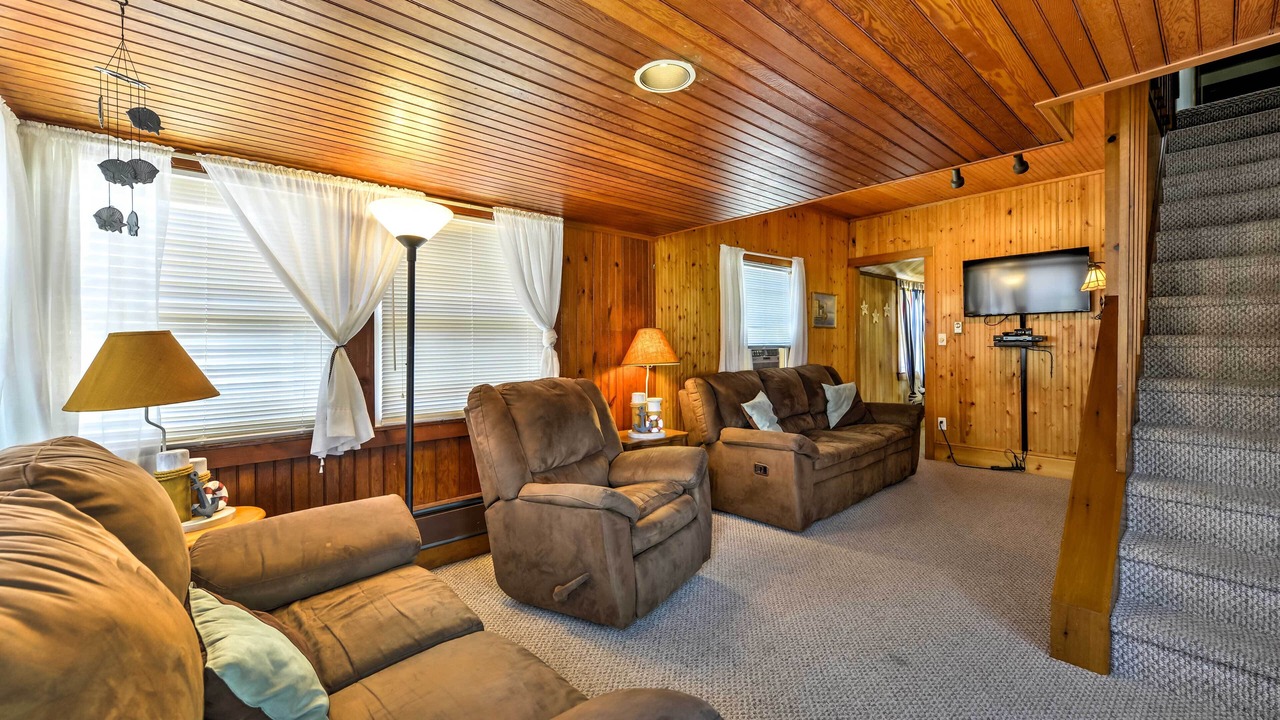 Photo of Bedroom in Ship Bottom