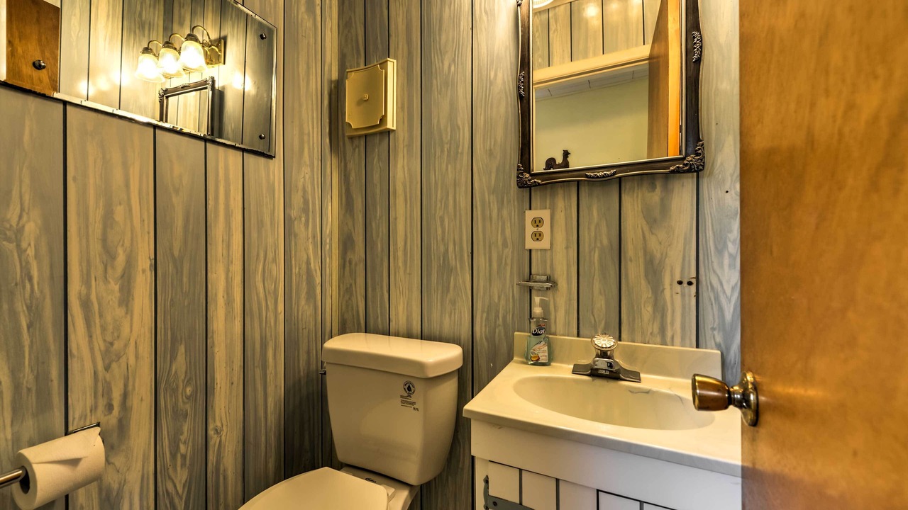 Photo of Bathroom in Ship Bottom