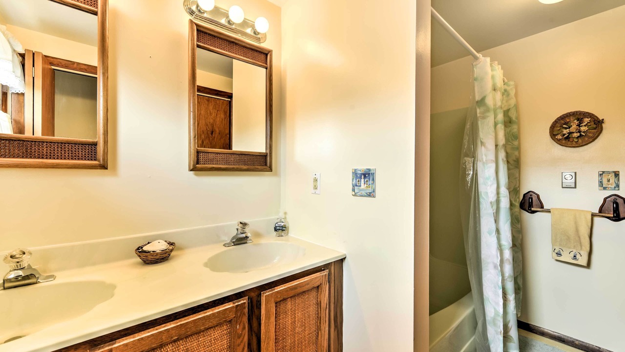 Photo of Bathroom in Ship Bottom