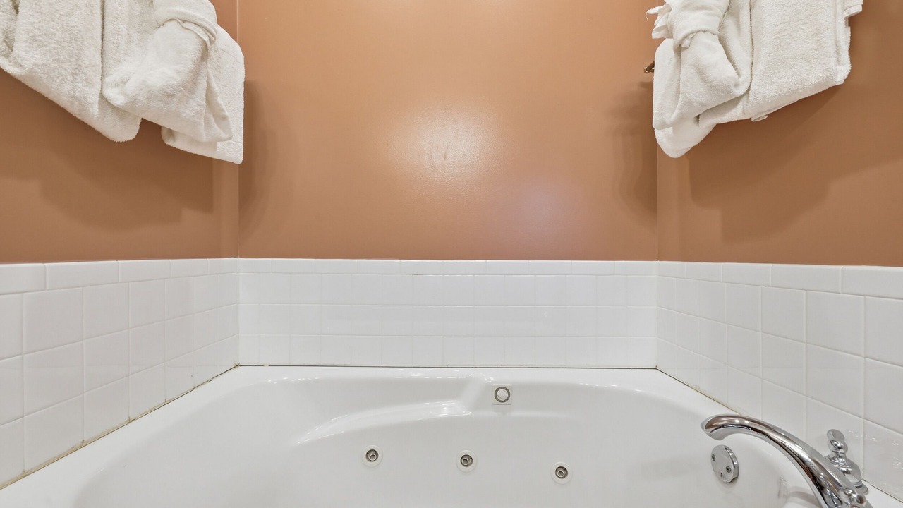 Photo of Bathroom in Cosby