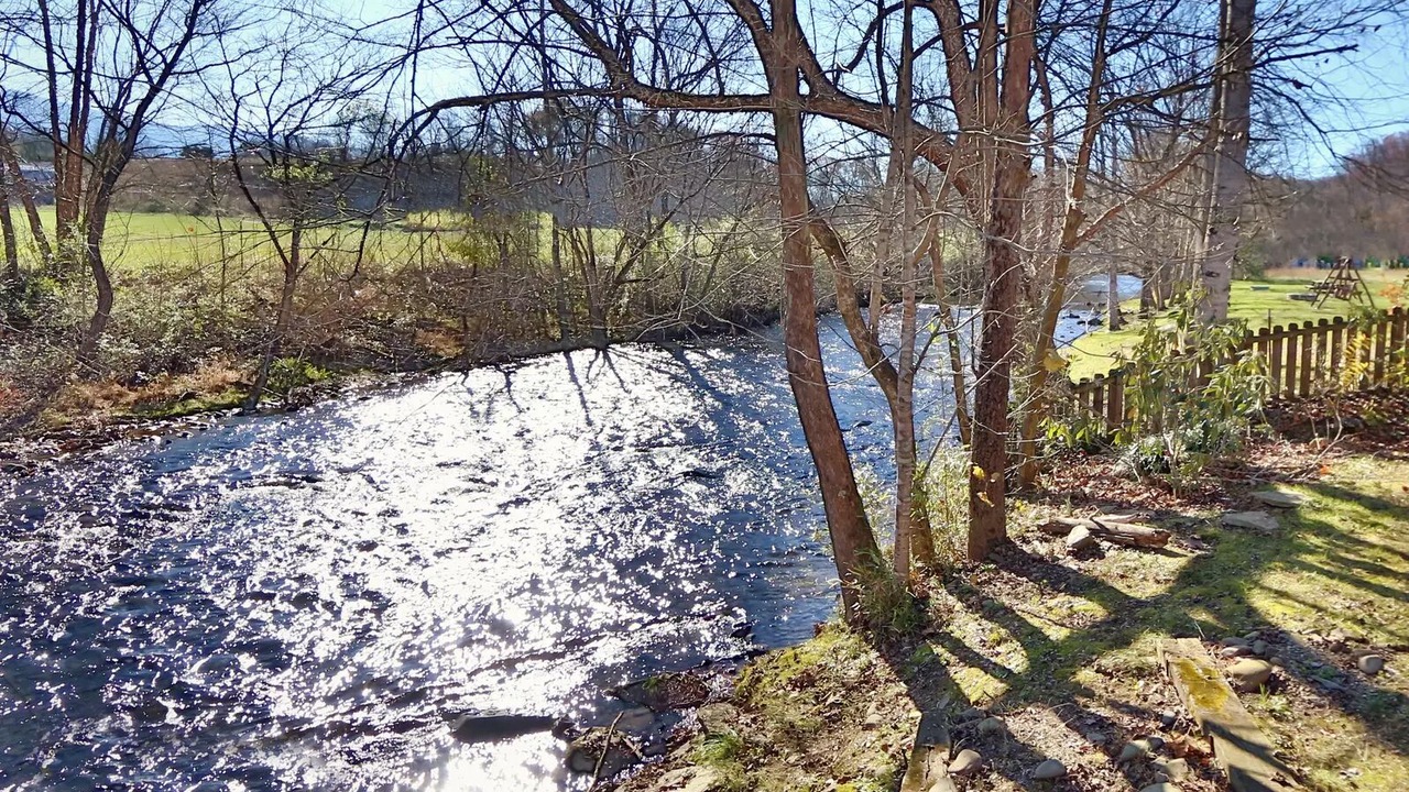 Photo of Outdoor in Cosby