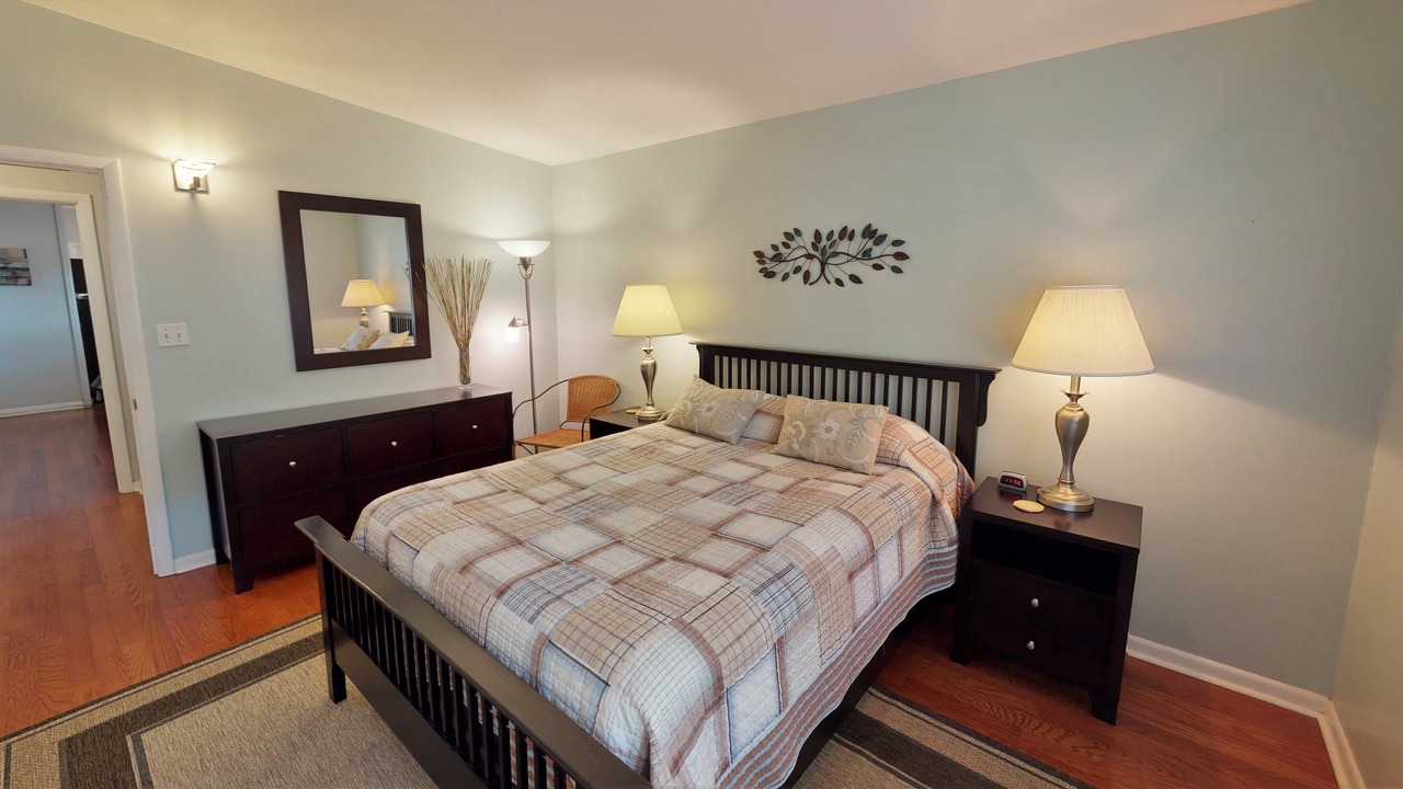 Photo of Bedroom in Jekyll Island