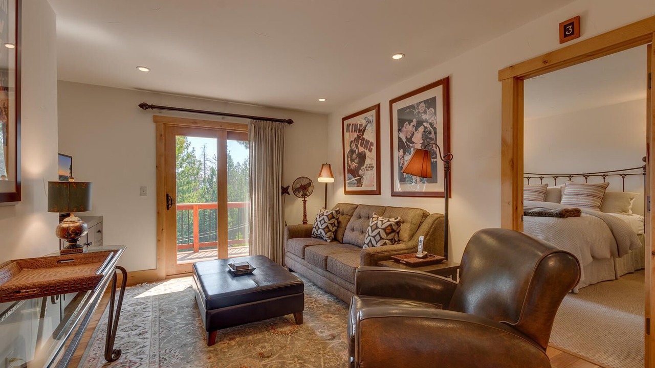 Photo of Livingroom in Tahoe Woods