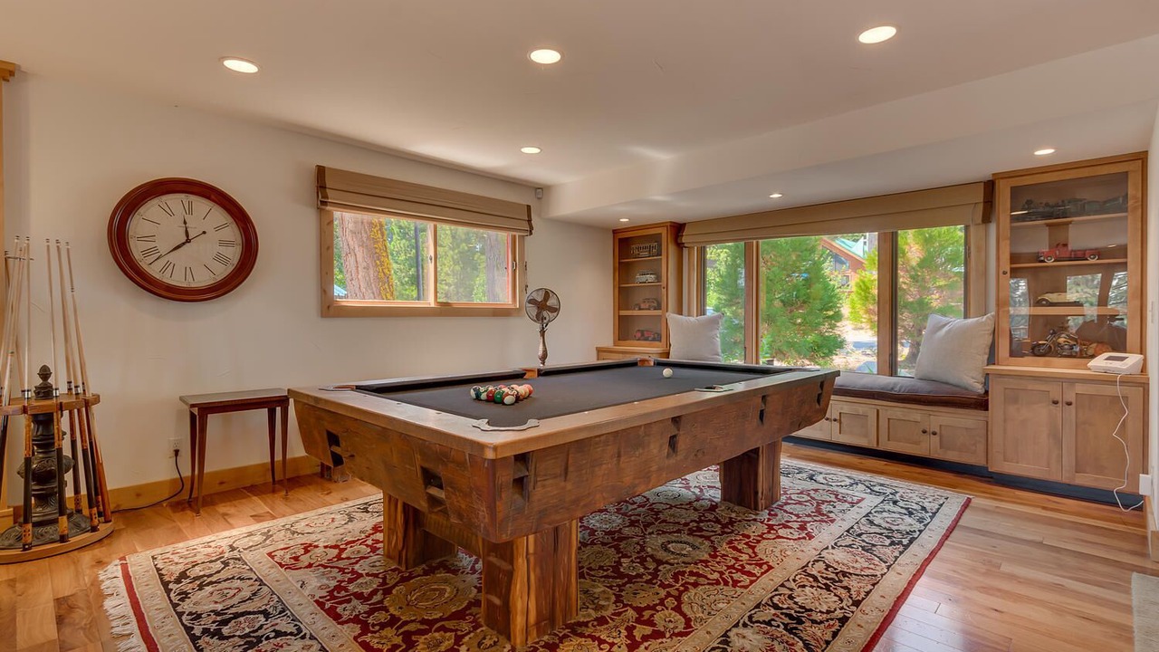 Photo of Bedroom in Tahoe Woods