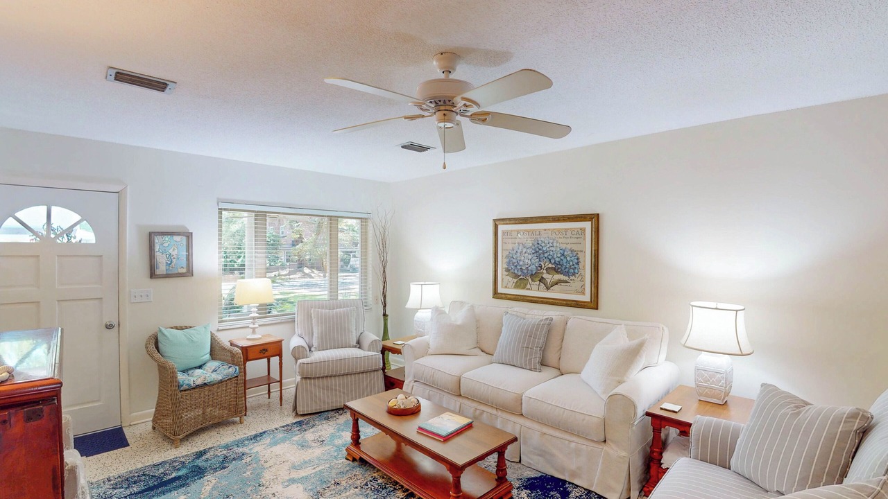 Photo of Livingroom in Jekyll Island