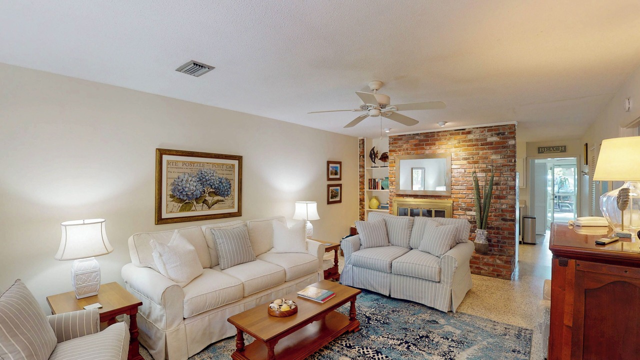 Photo of Livingroom in Jekyll Island