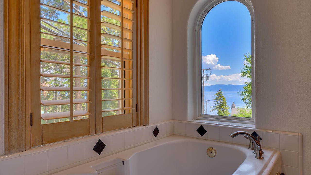 Photo of Bathroom in Talmont