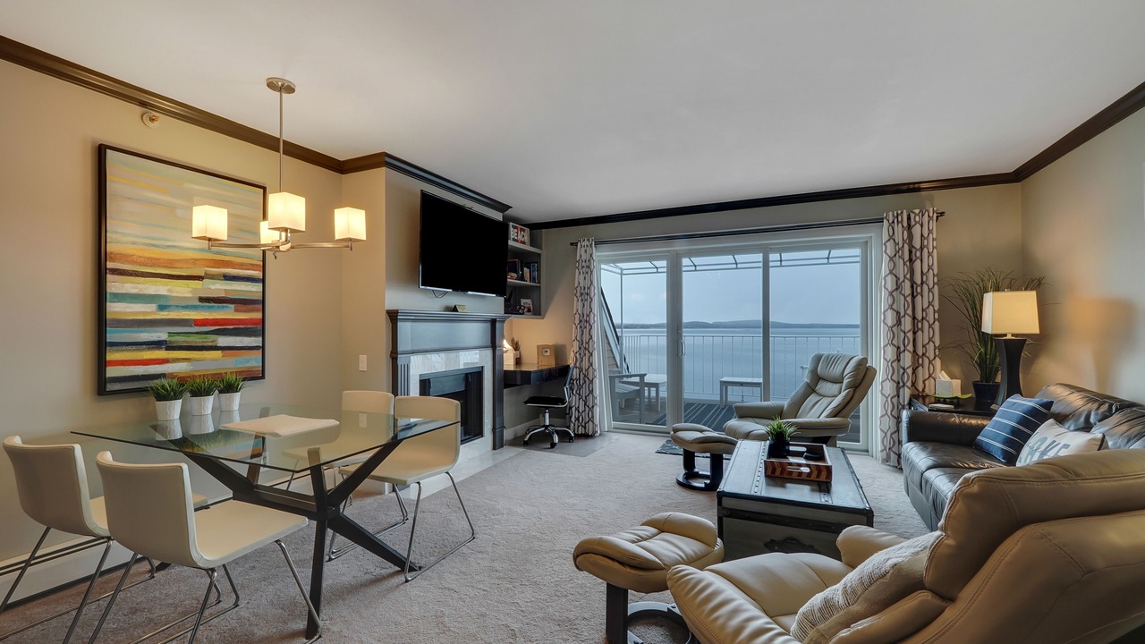 Photo of Livingroom in Boyne City