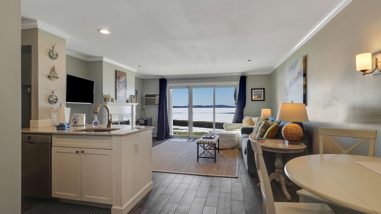Photo of Livingroom in Boyne City