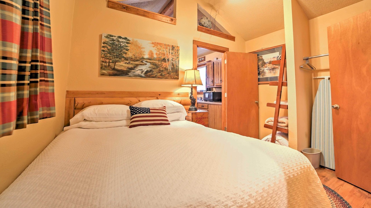 Photo of Bedroom in Table Rock