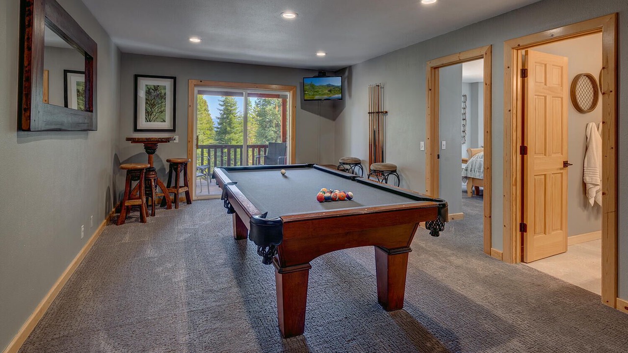 Photo of Bedroom in Carnelian Bay